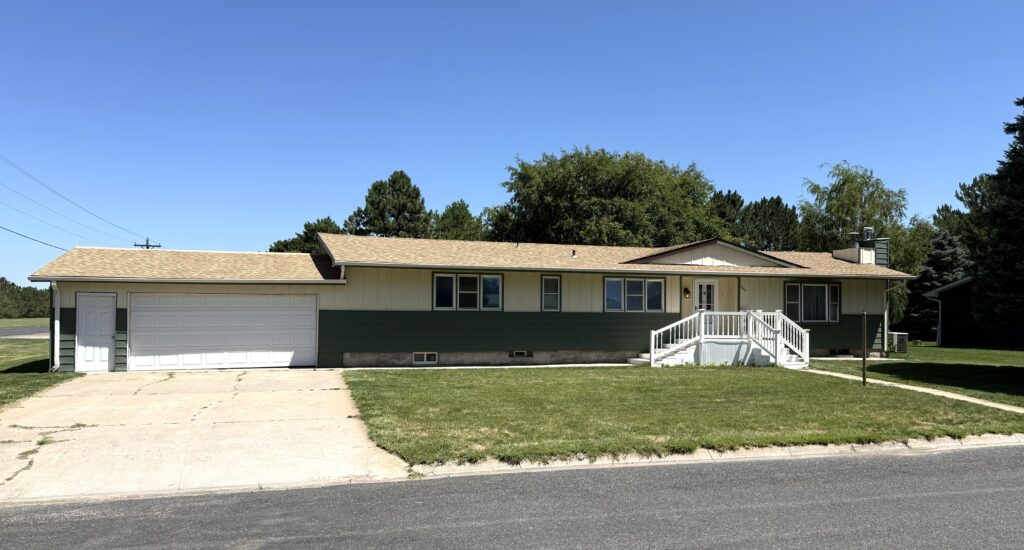 340 West 16th Street Imperial NE 69033
